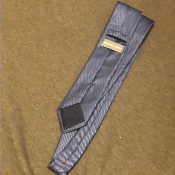 Michael Kors Tie - Picture 2 of 3